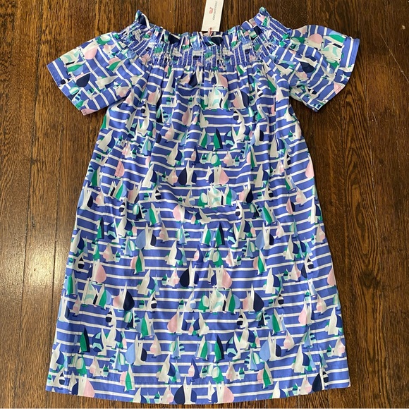 Vineyard Vines Dresses & Skirts - Vineyard Vines harbor scene off shoulder dress